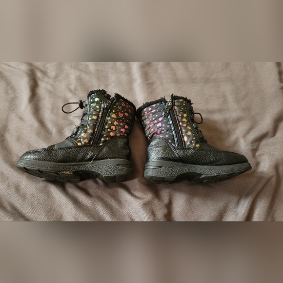 Boots - Picture 5 of 10